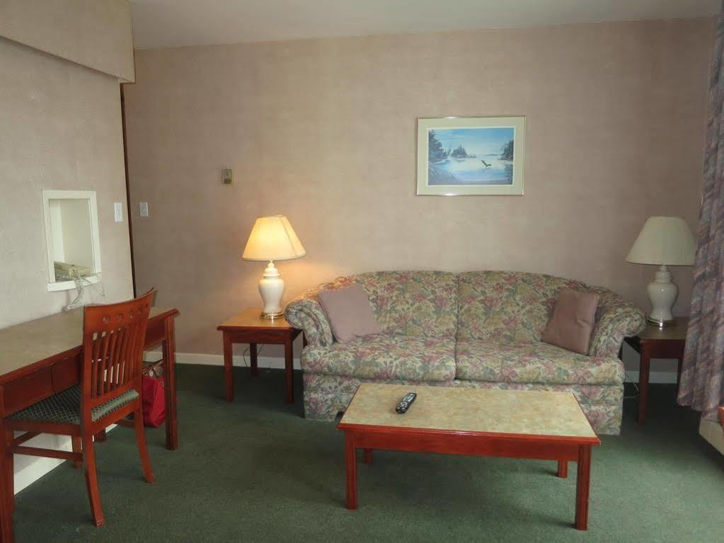 Tropicana Suite Hotel Vancouver Kültér fotó