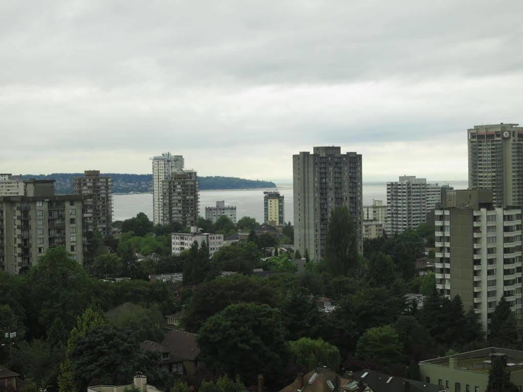 Tropicana Suite Hotel Vancouver Kültér fotó
